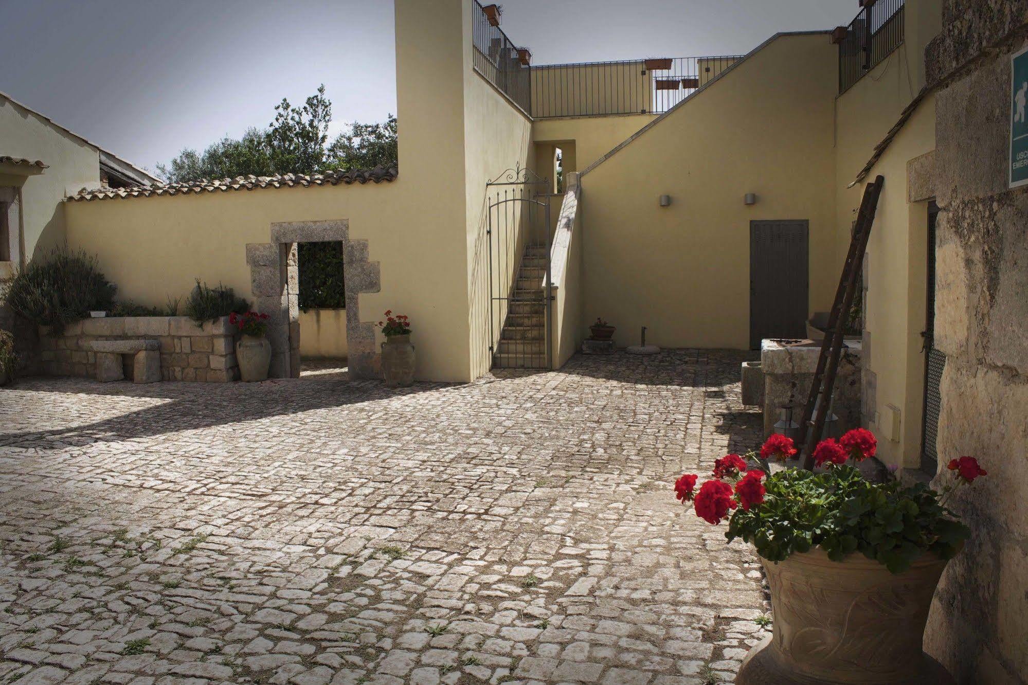 Villa Teresa Модика Екстериор снимка
