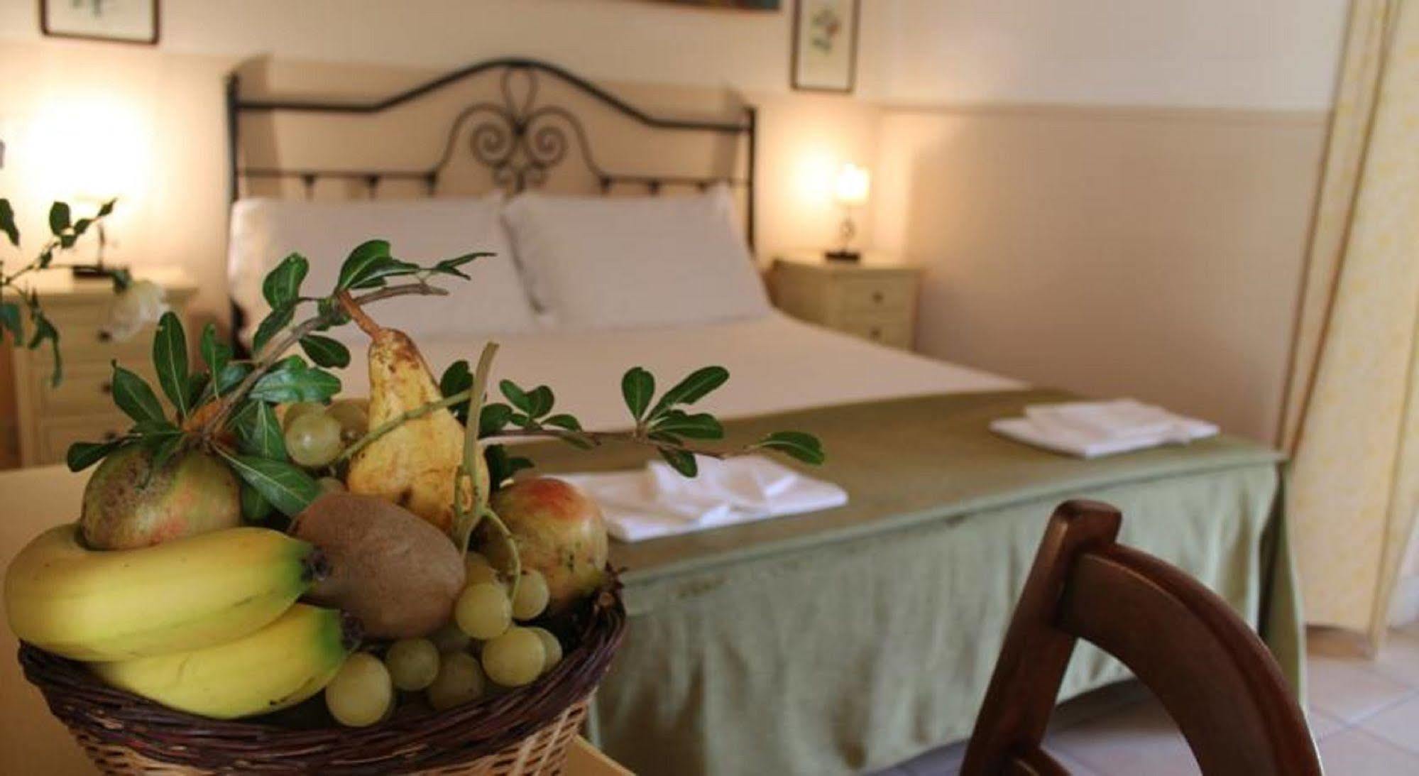 Villa Teresa Модика Екстериор снимка